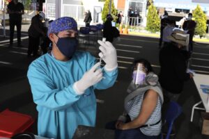 Che cos’è la variante Lambda, la mutazione diffusa già in 30 Paesi: tracciata anche in Italia