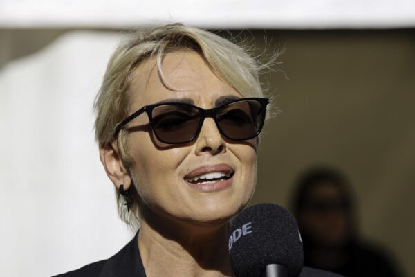 Francesca Pascale bacchetta Forza Italia sul ddl Zan: “Meglio votare la Lega originale che la copia”