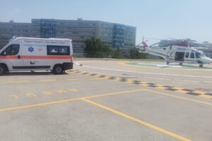 Tragedia a Capri, autobus precipita nel vuoto: muore autista, 23 feriti (15 in ospedale tra cui due bambini)