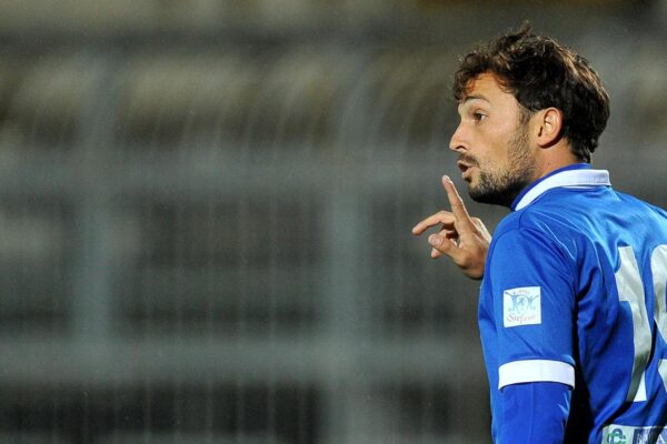 Foto LaPresse – Jennifer Lorenzini
10/10/2015 Prato ( Italia)
Sport Calcio
Prato – Spal
Campionato Nazionale di Lega Pro – Girone B 2015 2016 – Stadio "Lungobisenzio"
Nella foto: Alessandro Corvesi

Photo LaPresse – Jennifer Lorenzini
10 October 2015 Prato ( Italy)
Sport Soccer
 Prato – Spal
Italian Football Championship League Pro  2015 2016 – "Lungobisenzio" Stadium 
In the pic: Alessandro Corvesi
