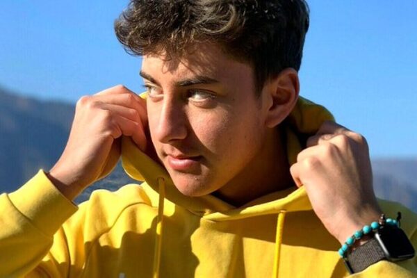 Muore nel sonno a 18 anni, Davide era stato rimandato a casa dall’ospedale dopo una flebo