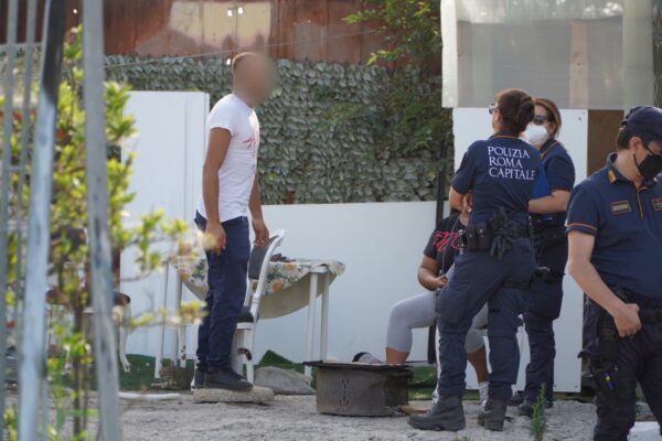 Al via lo sgombero del campo rom “La Monachina”