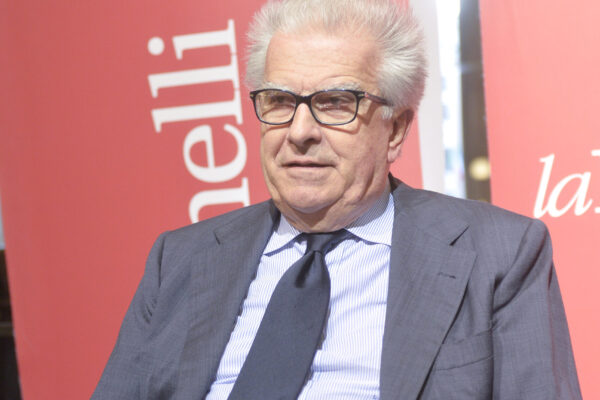 Intervista a Luigi Zanda: “Altro che riforma, le carceri vanno svuotate”