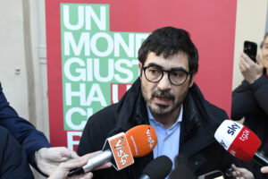 Intervista a Nicola Fratoianni: “A furia di cercarsi la sinistra si è persa…”