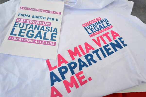 Eutanasia legale, occasione per riprendere la parola su tema divisivo Eutanasia legale, occasione per riprendere la parola su tema divisivo