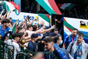 Italia Campione d’Europa: la coppa è arrivata a Roma