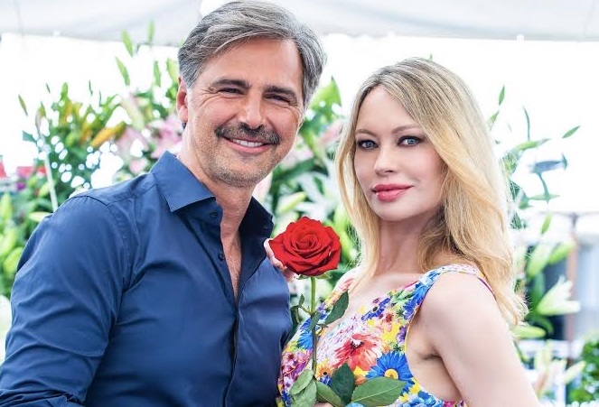 “Uno week-end”, Napoli protagonista del nuovo programma di Rai 1 con Beppe Convertini e Anna Falchi