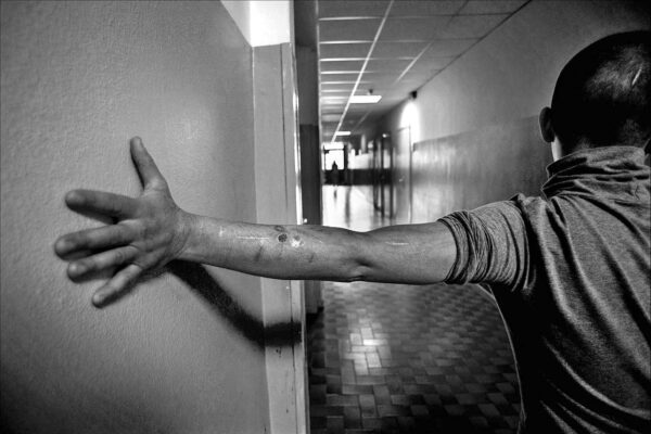 Detenuti con problemi mentali: pochi reparti e senza psicologi non vengono curati