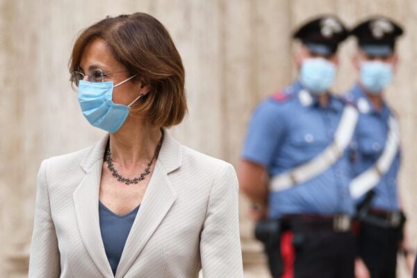 Napoli, qui la giustizia muore: tocca alla Cartabia salvarla Napoli, qui la giustizia muore: tocca alla Cartabia salvarla