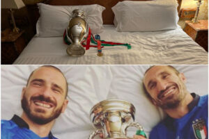Chiellini come Cannavaro, dorme con la Coppa dell’Europeo: “Seguo la tradizione di un grande maestro”