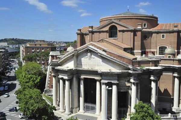 Pariolini col reddito di cittadinanza, 108 denunce e un danno erariale da mezzo milione Pariolini col reddito di cittadinanza, 108 denunce e un danno erariale da mezzo milione