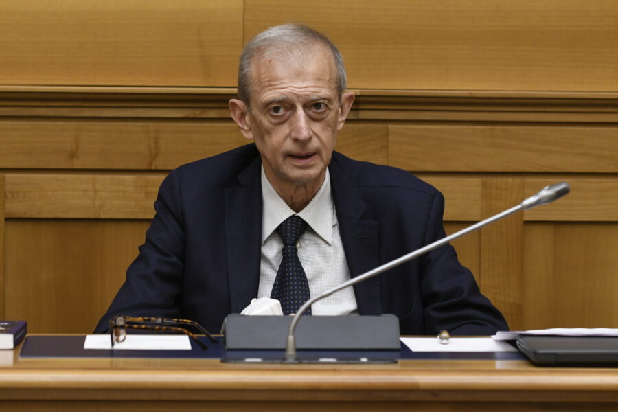 Intervista a Piero Fassino: “Strage di Srebrenica, solo l’Europa può scacciare lo spettro di quell’orrore”