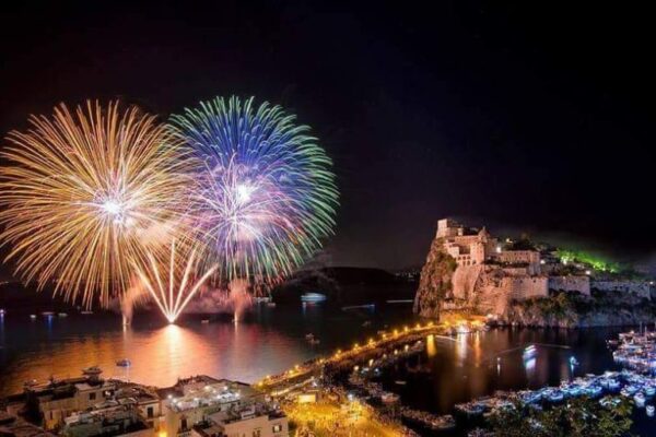 A Ischia come in Francia: Green Pass obbligatorio per la festa di Sant’Anna