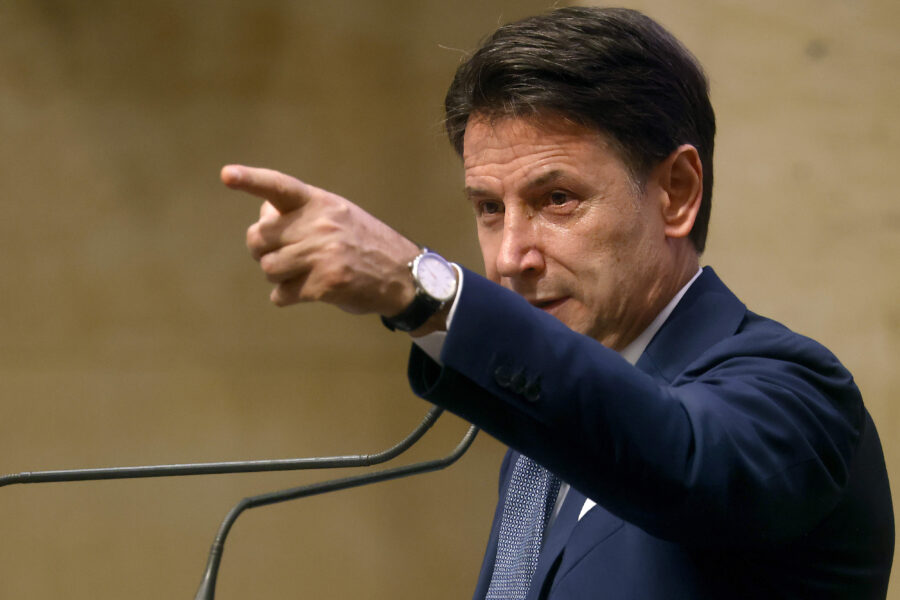 GIUSEPPE CONTE POLITICO