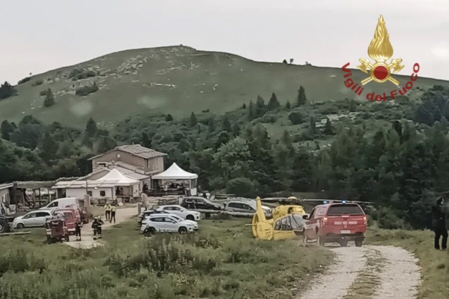 Crolla tetto di una ghiacciaia, due bambini morti durante una gita in famiglia