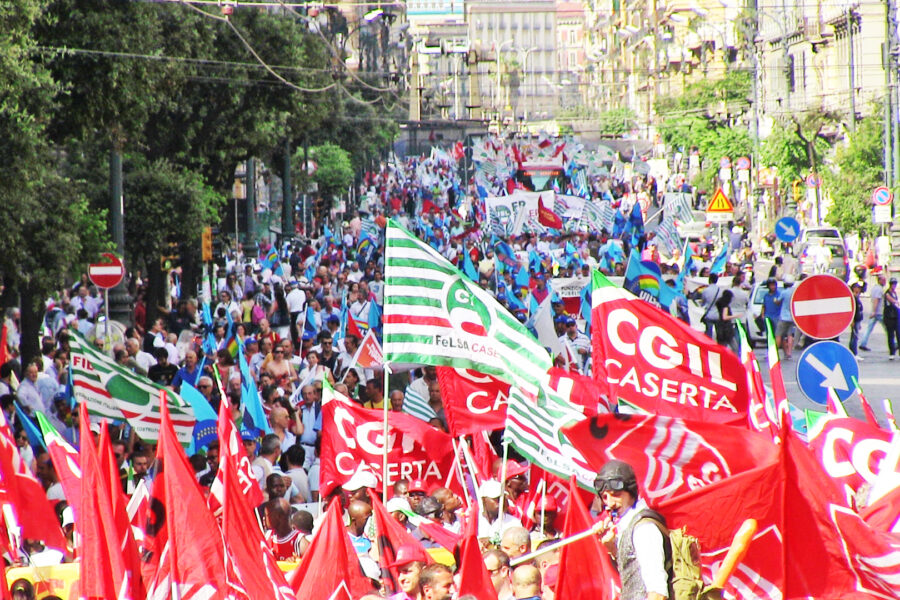 Basta con l’antipolitica: alla gente parliamo di lavoro e investimenti