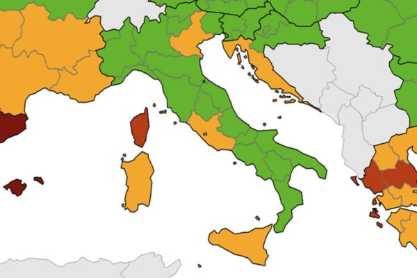 Quattro regioni da verde a giallo in Italia. La mappa Ue con il numero dei casi per abitante