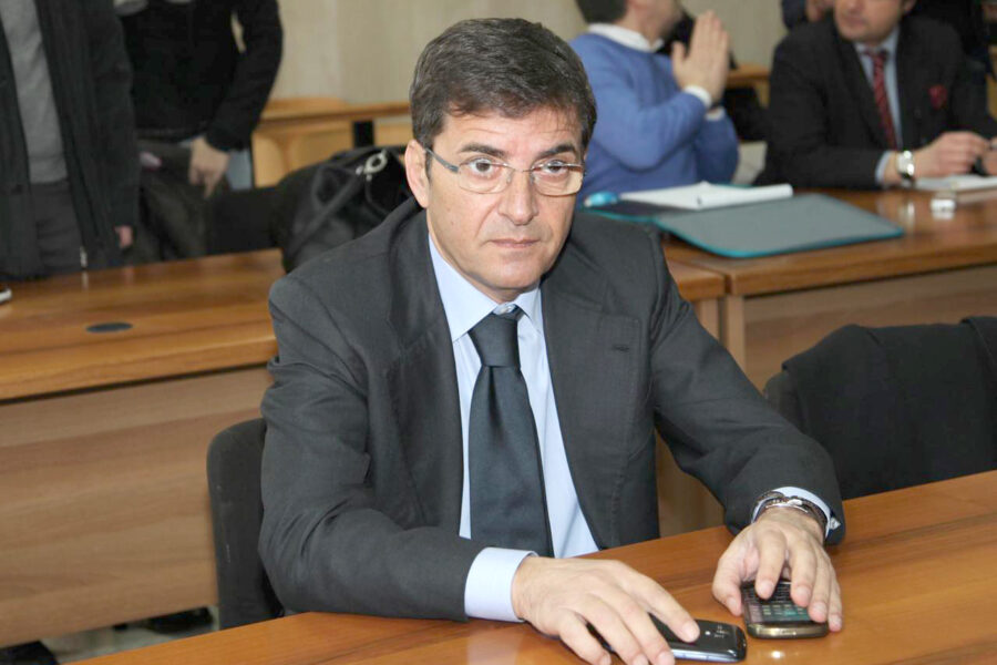 Perché Nicola Cosentino è stato condannato a 10 anni per il processo Eco4