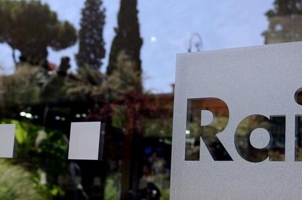 Canone Rai, addio alla tassa in bolletta: Draghi cancella la riforma Renzi dopo le critiche dall’Europa