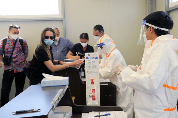 Focolaio Covid in un camping a Fondi, 9 contagi e screening di massa