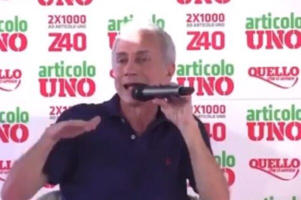 “Mario Draghi figlio di papà, non capisce un ca**o”, gli insulti di Travaglio contro il premier (orfano a 15 anni)