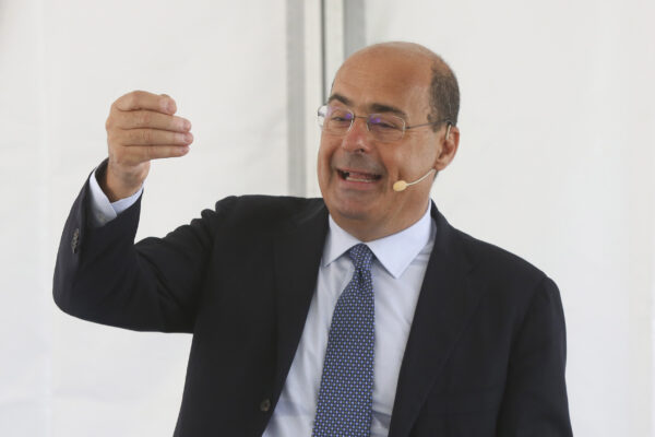 Rifiuti, Zingaretti premia i comuni virtuosi del Lazio: “Mi auguro proposte definitive per emergenza a Roma”