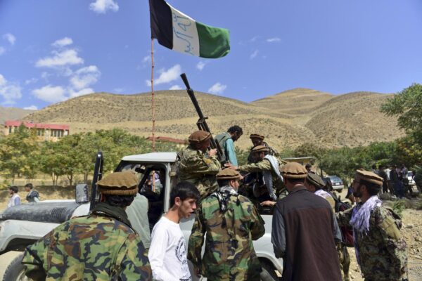 Afghanistan, perché trattare con i talebani conviene a tutti: ma pesa l’attentato all’aeroporto