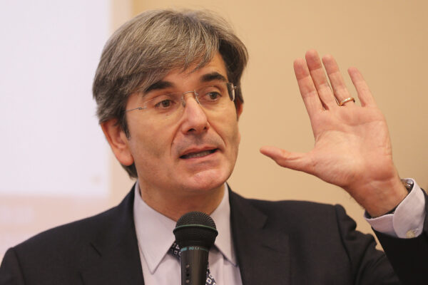 Foto LaPresse – Marco Cantile
Napoli, 18/12/2015
Cronaca
Raffaele Cantone, presidente autorità anticorruzione, inaugura anno scolastico all’istituto commerciale A. Serra di NApoli
Nella foto: Raffaele Del Giudice, vice sindaco di Napoli, durante il suo intervento