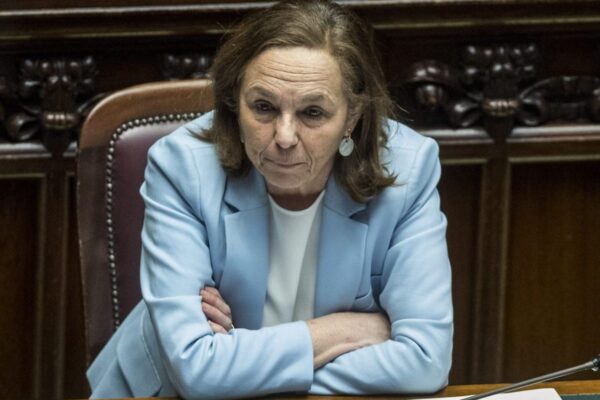 Dispersione scolastica, Nappi inchioda Lamorgese: “Promesse non mantenute, si attivino risorse Pnrr”