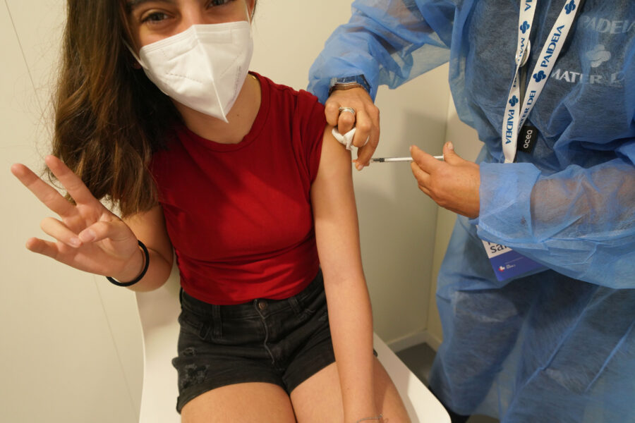 OPEN DAY JUNIOR RAGAZZI BAMBINI ETA’ 12-16 ANNI
HUB VACCINALE CENTRO VACCINAZIONE VACCINAZIONI ANTI COVID-19 ACEA
INIEZIONE SOMMINISTRAZIONE VACCINO VACCINI