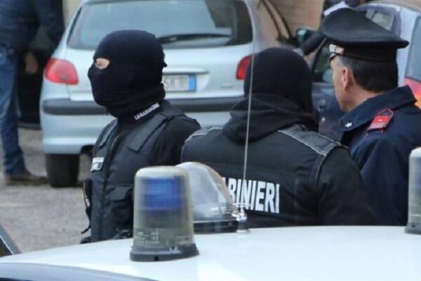 Blitz antimafia nel foggiano: arrestate 32 persone