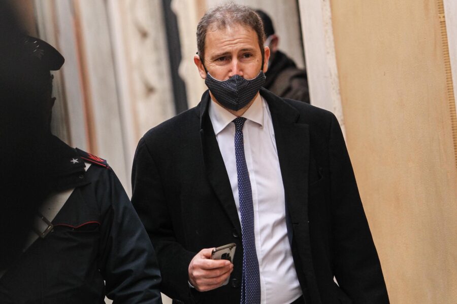 Da Rousseau a Camelot, la nuova piattaforma di Casaleggio è purissima aria fritta