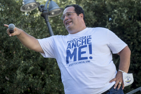 Foto Roberto Monaldo / LaPresse
27-08-2020 Albano Laziale (Roma)
Politica
Matteo Salvini presenta i candidati sindaci per i castelli romani
Nella foto Claudio Durigon

Photo Roberto Monaldo / LaPresse 
27-08-2020 Albano Laziale (Italy) 
Public meeting of Matteo Salvini in Albano Laziale
In the pic Claudio Durigon