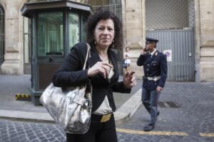 Foto Roberto Monaldo / LaPresse
04-04-2016 Roma
Politica
I magistrati di Potenza si recano dal ministro Boschi per l’interrogatorio sul caso Tempa Rossa
Nella foto Laura Triassi

Photo Roberto Monaldo / LaPresse
04-04-2016 Rome (Italy)
The magistrates arrives to Minister Boschi 
In the photo Laura Triassi