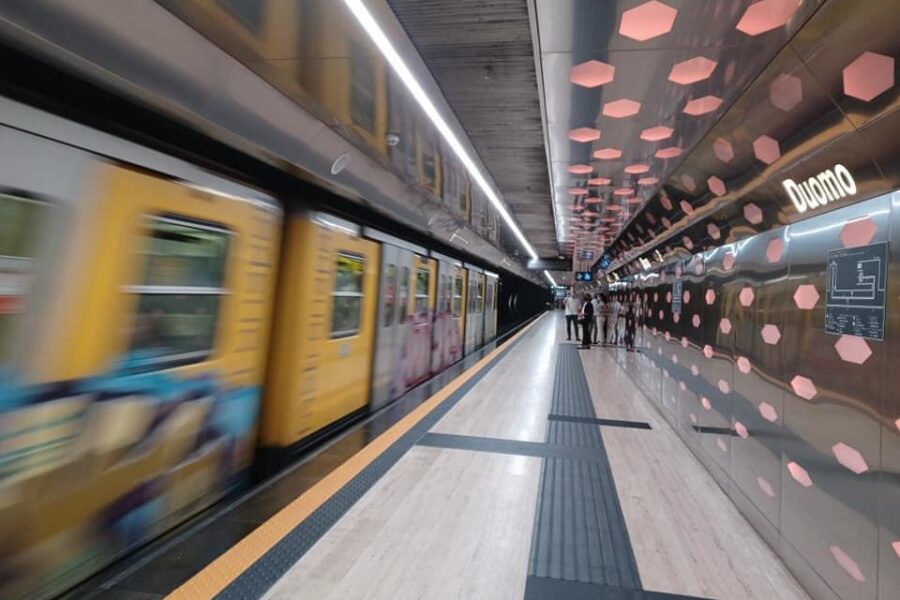 Il flop dei mezzi pubblici a Napoli: stazione Duomo ultimo rigurgito populista di de Magistris