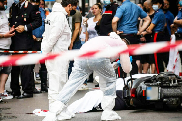 Lotta alla camorra, l’appello di don Rosario Petrone: “Basta slogan, servono scuole e lavoro”