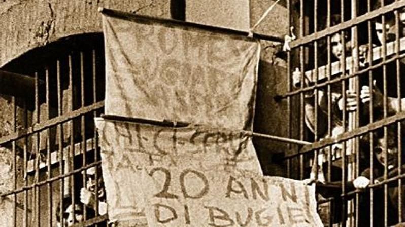 Storia delle rivolte in carcere finite nel sangue: la battaglia dei detenuti contro il codice Rocco