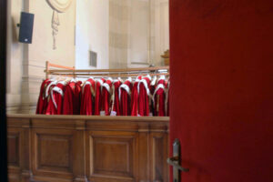 Riforma giustizia, il 41% dei magistrati era a favore del sorteggio del Csm. Zanettin: “Il potere delle correnti finirà. Pm e avvocati saranno sullo stesso piano”