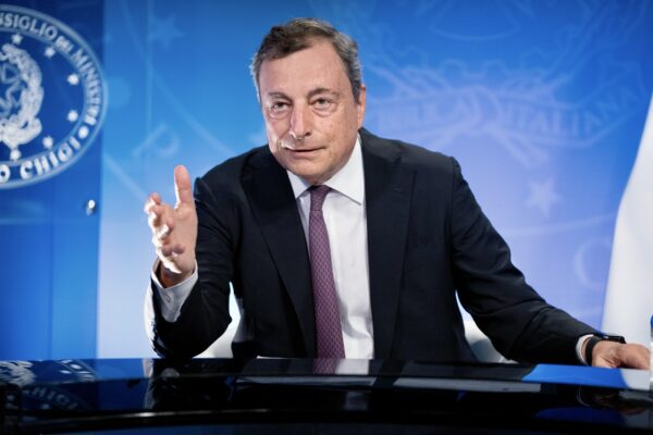 Draghi non è come De Gaulle, ma è il governo del Quirinale