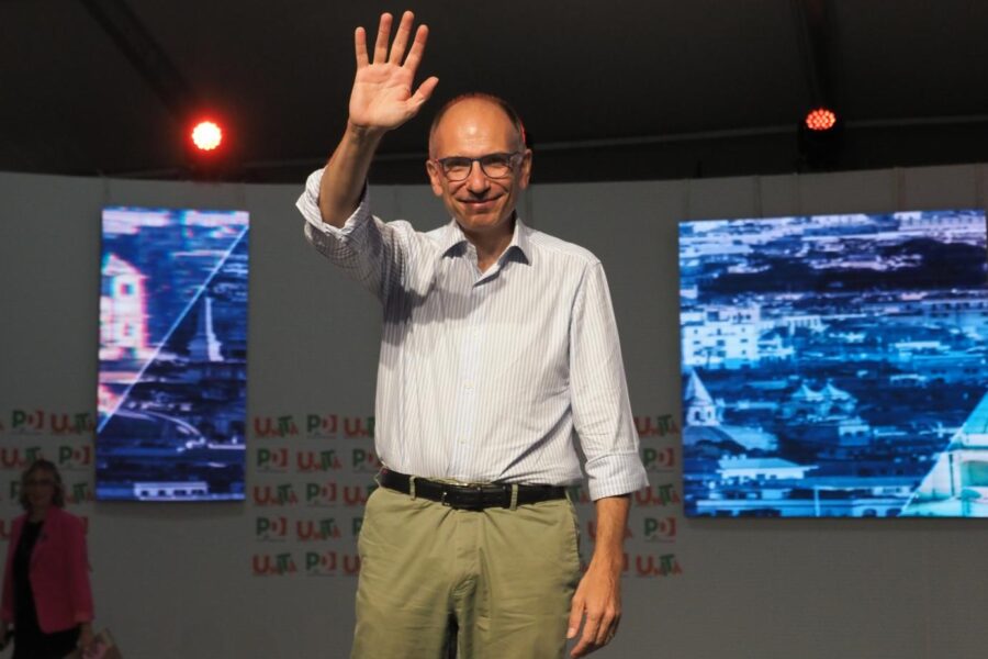Rivolta dei sindaci Pd contro Letta: “Dimissioni o niente seggio”