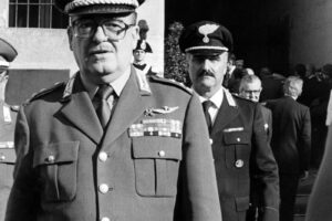 Foto LaPresse Torino/Archivio storicoStoricoanni ’80Carlo Alberto dalla ChiesaCarlo Alberto dalla Chiesa (Saluzzo, 27 settembre 1920 – Palermo, 3 settembre 1982) è stato un generale e prefetto italiano.nella foto: Carlo Alberto dalla ChiesaPhoto LaPresse Turin/Archives historicalHystory80’sCarlo Alberto dalla Chiesain the photo: Carlo Alberto dalla Chiesa Foto LaPresse Torino/Archivio storicoStoricoanni ’80Carlo Alberto dalla ChiesaCarlo Alberto dalla Chiesa (Saluzzo, 27 settembre 1920 – Palermo, 3 settembre 1982) è stato un generale e prefetto italiano.nella foto: Carlo Alberto dalla ChiesaPhoto LaPresse Turin/Archives historicalHystory80’sCarlo Alberto dalla Chiesain the photo: Carlo Alberto dalla Chiesa