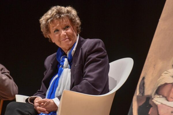 Intervista a Dacia Maraini: “Esportare la democrazia è una baggianata”