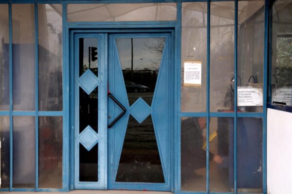 Inferno Sollicciano: il carcere di Firenze scoppia, e mancano anche acqua e luce