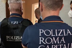 Maxi sgombero a Tor Bella Monaca, il caso del ras Giuseppe Moccia: moroso ma con 30mila euro in casa
