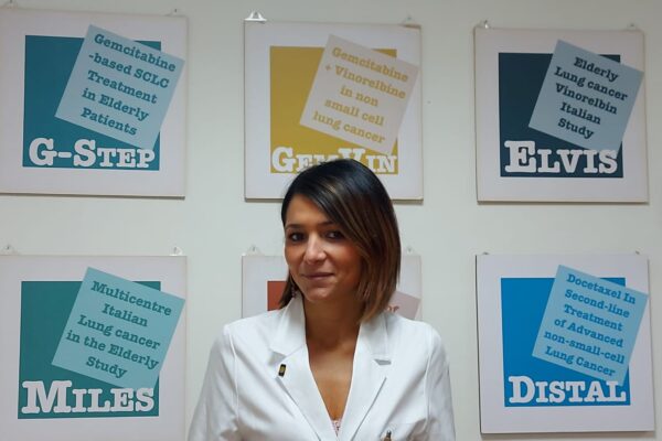 Tumore ai polmoni, la speranza da Napoli: ‘mix’ di farmaci posticipa di 6 mesi la progressione della malattia