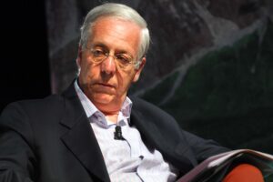 Intervista ad Antonio Armellini: “Intervento in Afghanistan giusto ma andato avanti male e finito peggio”