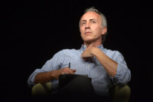 Guerra tra bande in magistratura, Travaglio dopo la pubblicazione del dossier sulla Loggia Ungheria può lottare con noi contro il potere