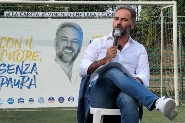 Disastro Maresca, così il candidato di centrodestra ha perso quattro liste