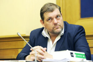 Mattarella e la grazia ad Ambrogio Crespi, ogni tanto la giustizia c’è…