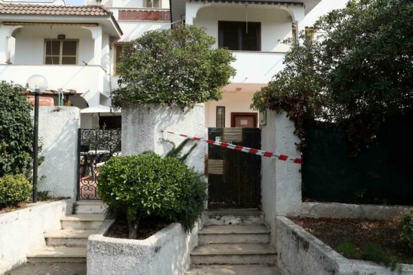 Giallo di Ardea, indagato il figlio della pensionata morta: “Ultimo ad averla vista viva”